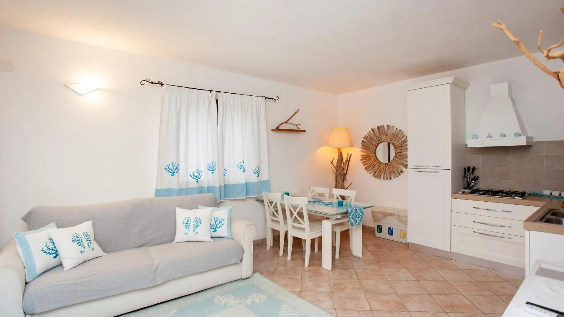 Villa Coclea Con Piscina San Teodoro  Italy