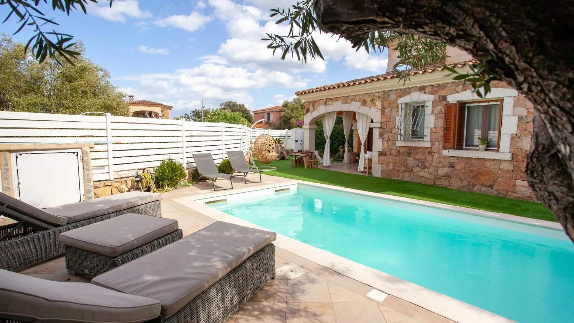 Villa Coclea Con Piscina San Teodoro  Holiday home