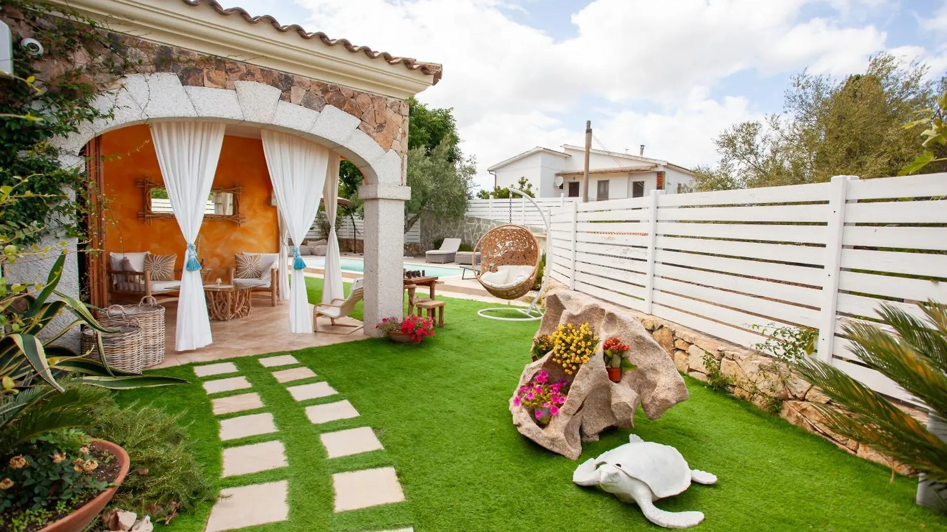 Villa Coclea Con Piscina San Teodoro  Italy